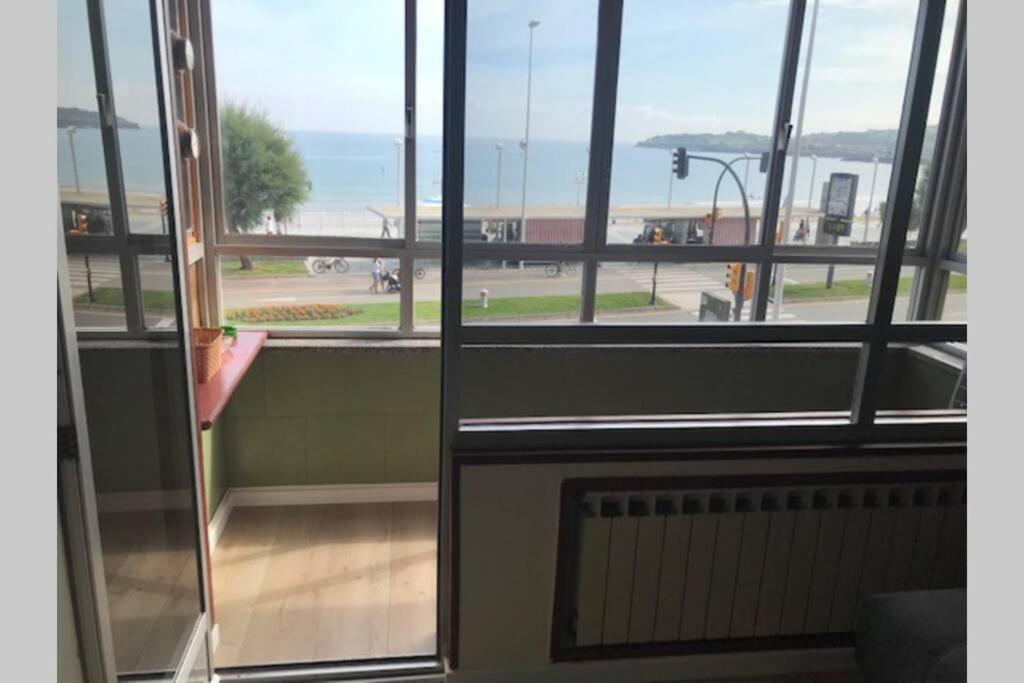 Fantastico Piso En Primera Linea De Playa Appartement